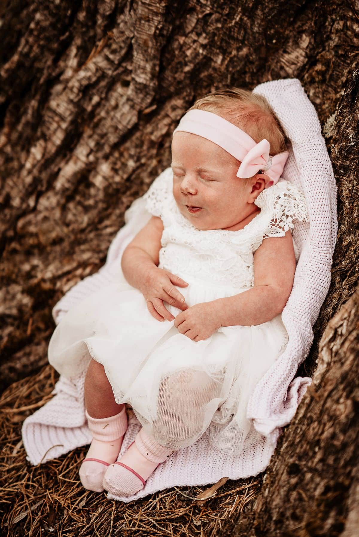 Outdoor Newborn photo shoot