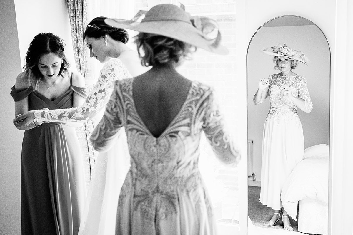Best Hampshire Wedding Photographer