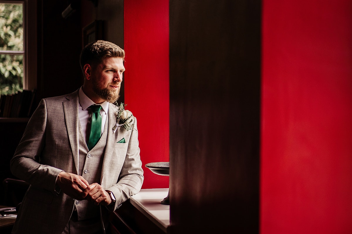 Best Hampshire Wedding Photographer