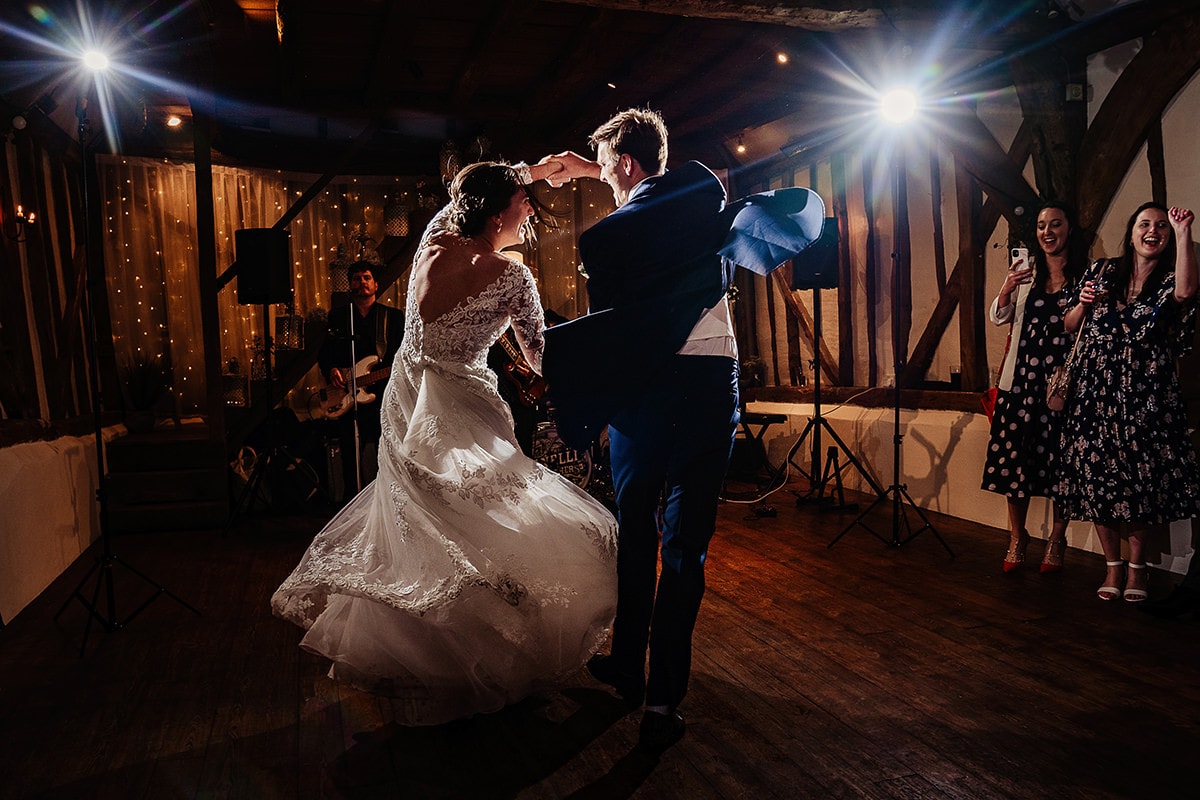 Best Hampshire Wedding Photographer