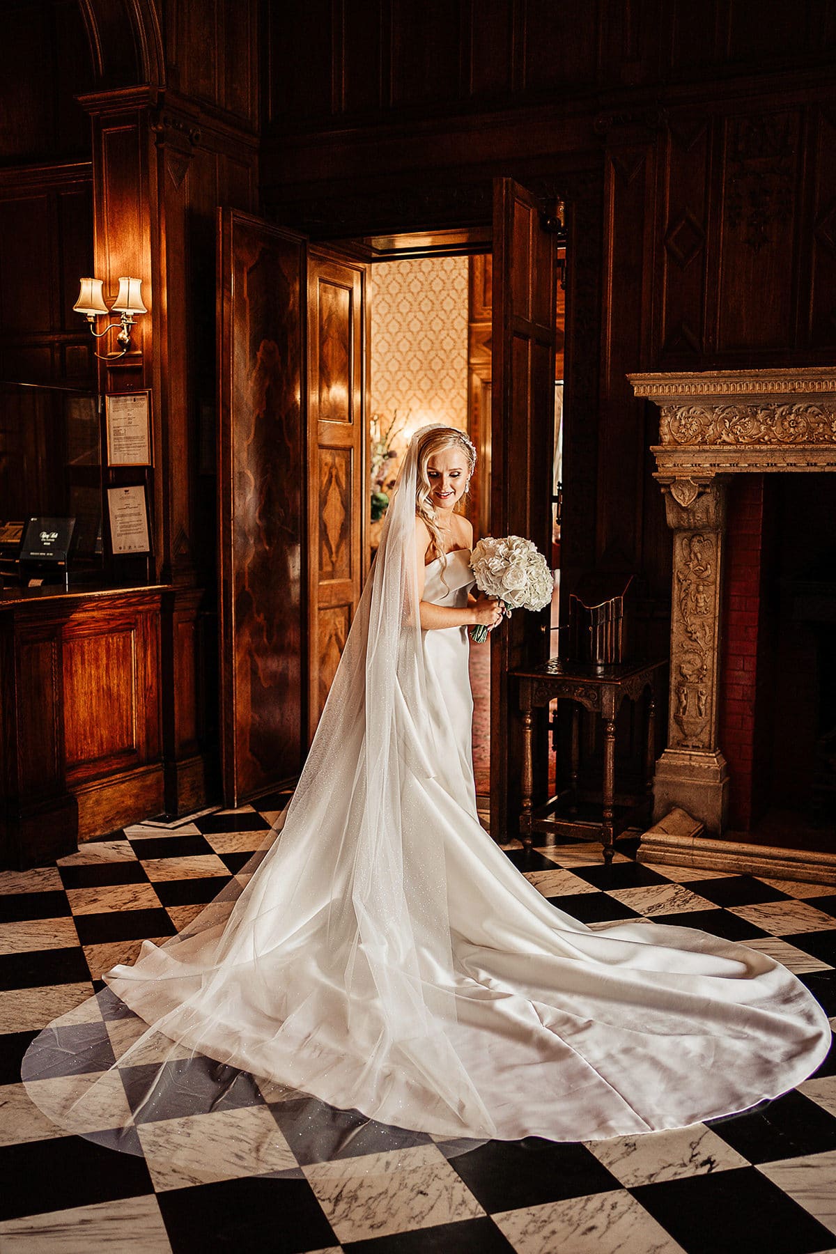 Best Hampshire Wedding Photographer