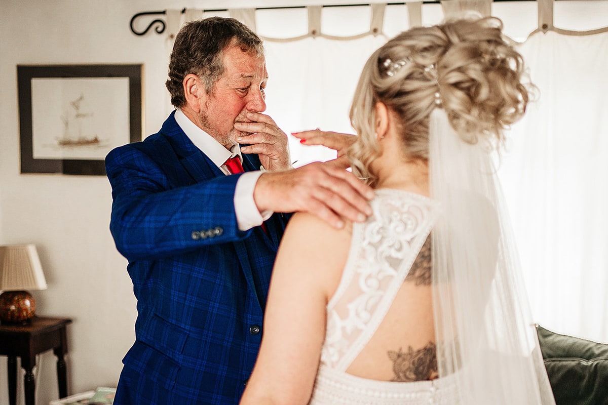 Best Hampshire Wedding Photographer
